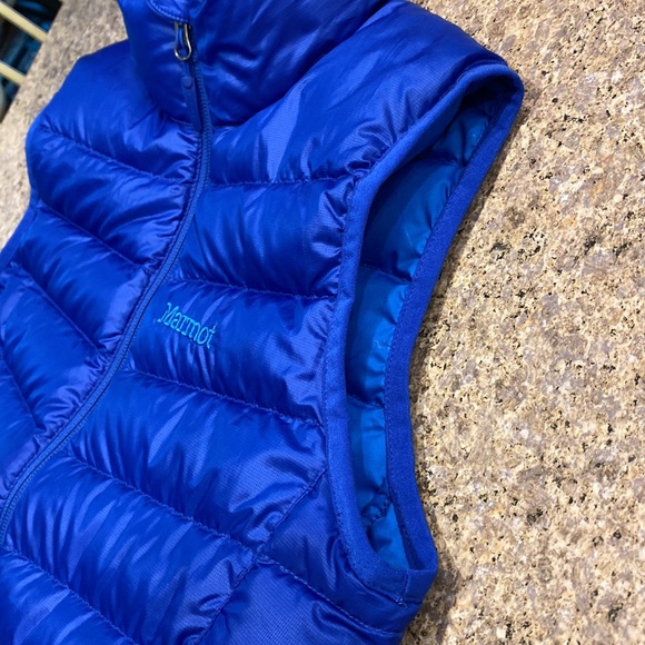 Marmot 700 Fill Duck Down Insulation Blue Puffy Puffer Vest XS - Picture 14 of 17